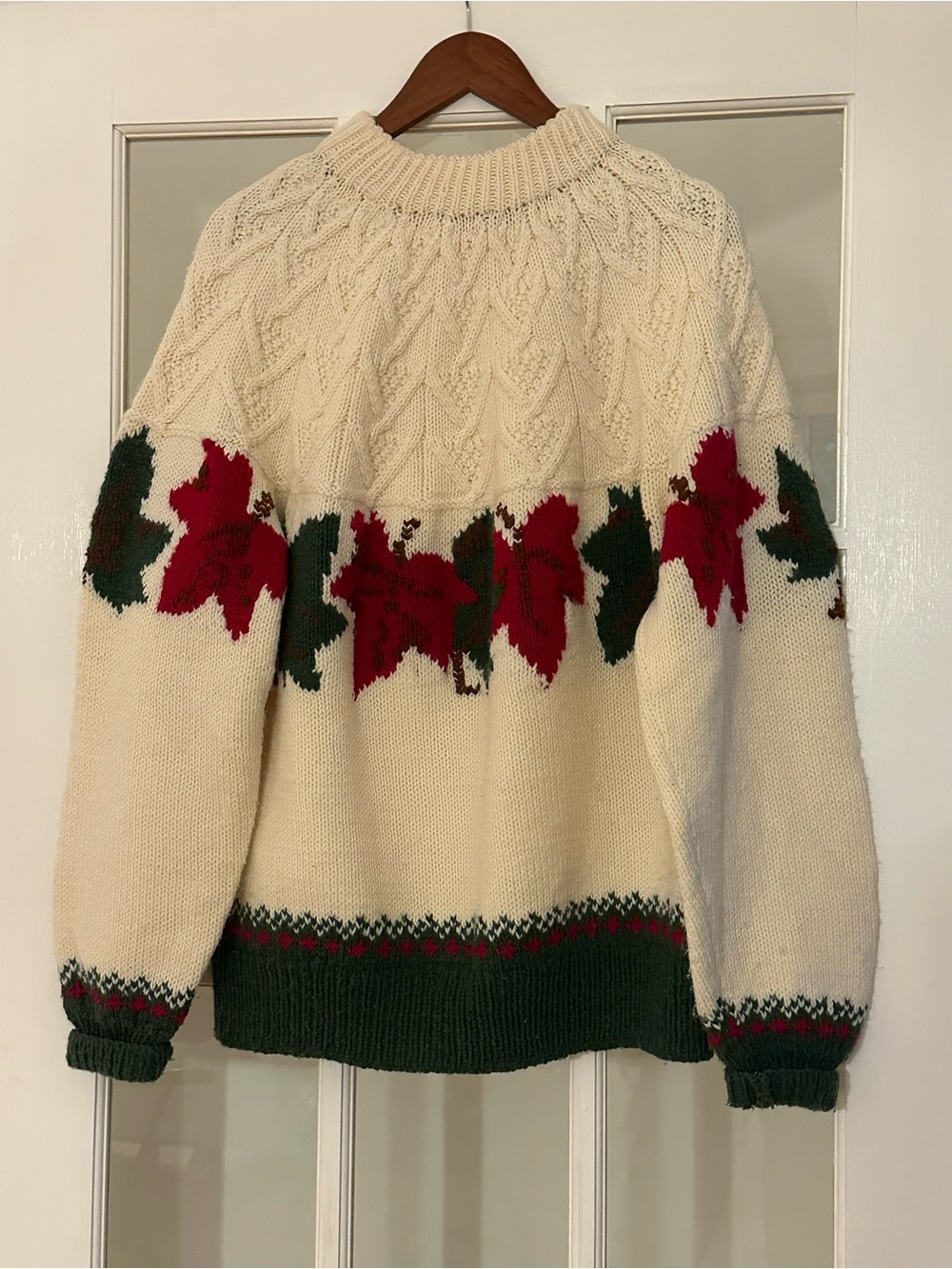 Vintage 90s Hand Knit Wool Cable Yoke Maple Leaf Fair Isle Sweater